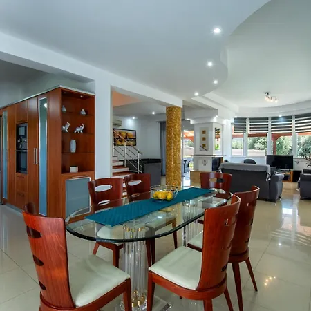 Vilă Di Georgia Afantou